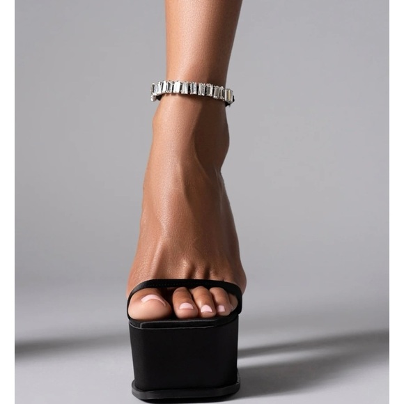 AMINAH Abdul Jillil- Laia black platforms- size 38! Brand new! - Picture 2 of 9